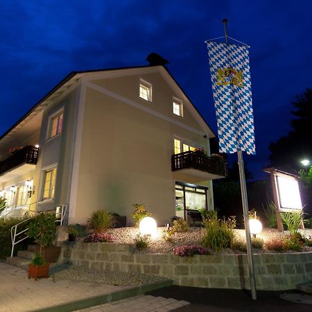 Landgasthof Am Sonnenhang Vohenstrauss Exteriör bild