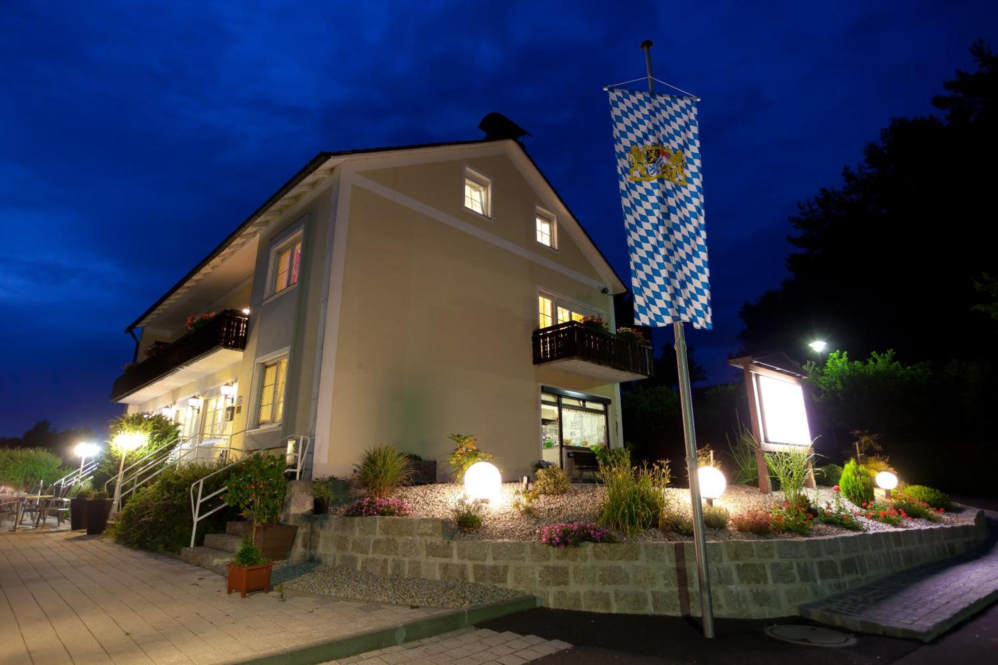 Landgasthof Am Sonnenhang Vohenstrauss Exteriör bild